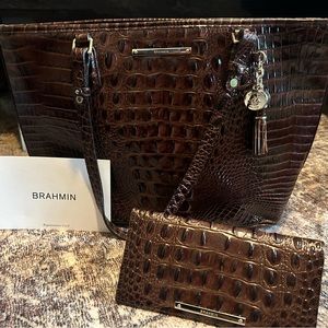 Brahmin Medium Asher and Addy Wallet